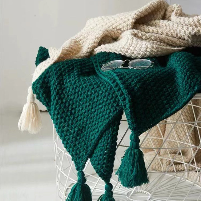Cilinea Tassel Knitted Blanket