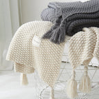 Cilinea Tassel Knitted Blanket