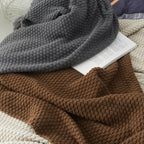 Cilinea Tassel Knitted Blanket